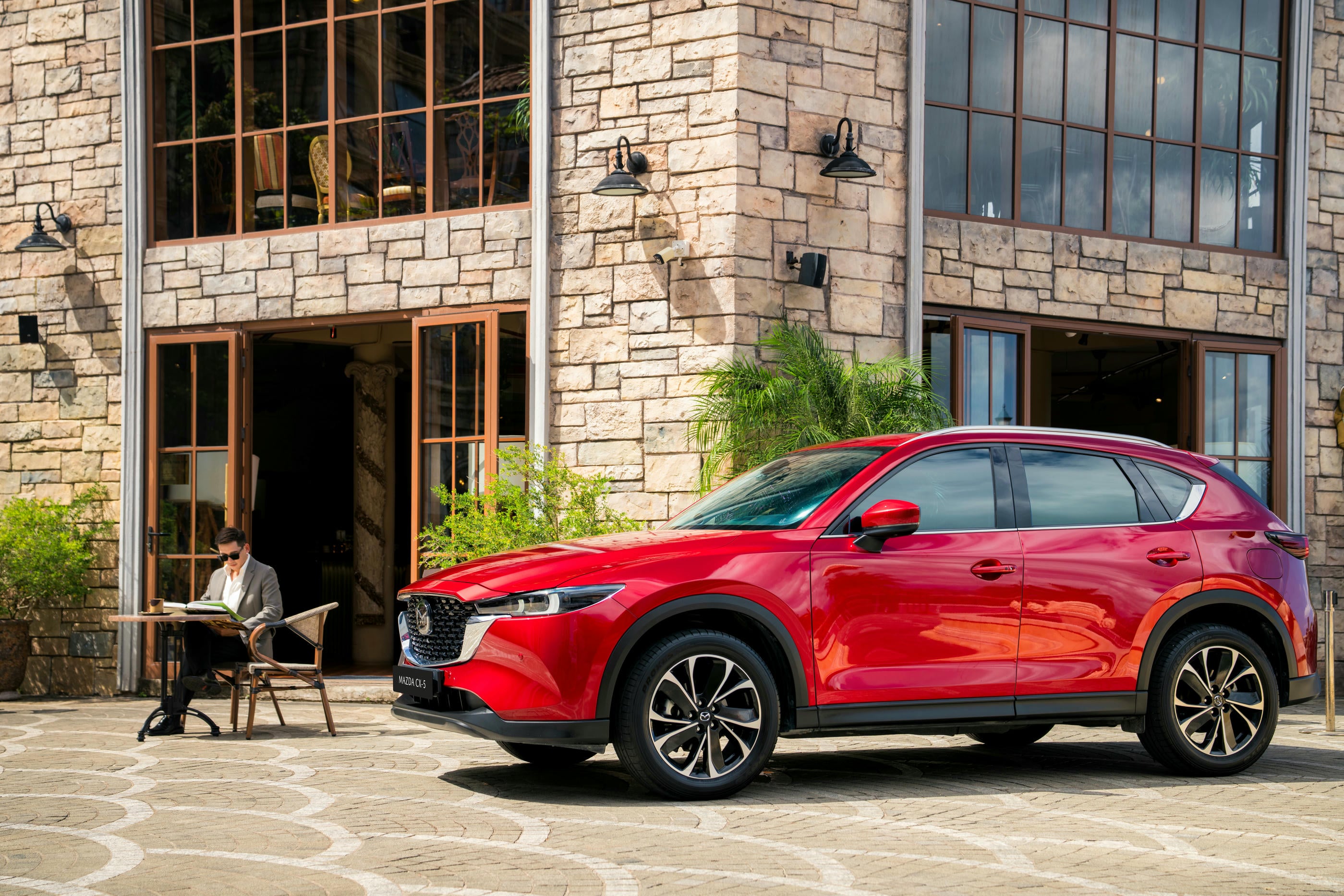 3.Nhiều chương trình ưu đãi dành cho các dòng xe Mazda trong tháng 5.2025-6